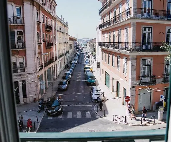 Asul Bed and Breakfast 4*