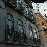B&B Asul